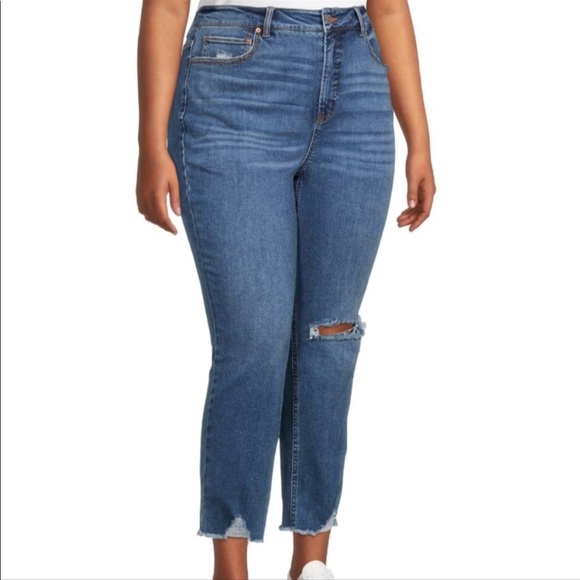 Terra & Sky Denim - New Terra and Sky High Rise Crop Vintage Distressed Denim Raw Hem Jeans